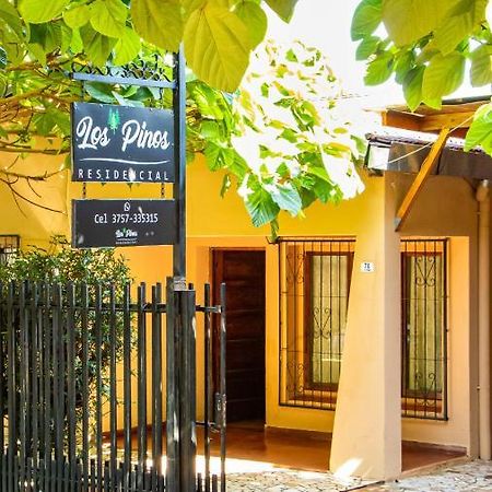 Residencial Los Pinos Puerto Iguazu Exterior photo