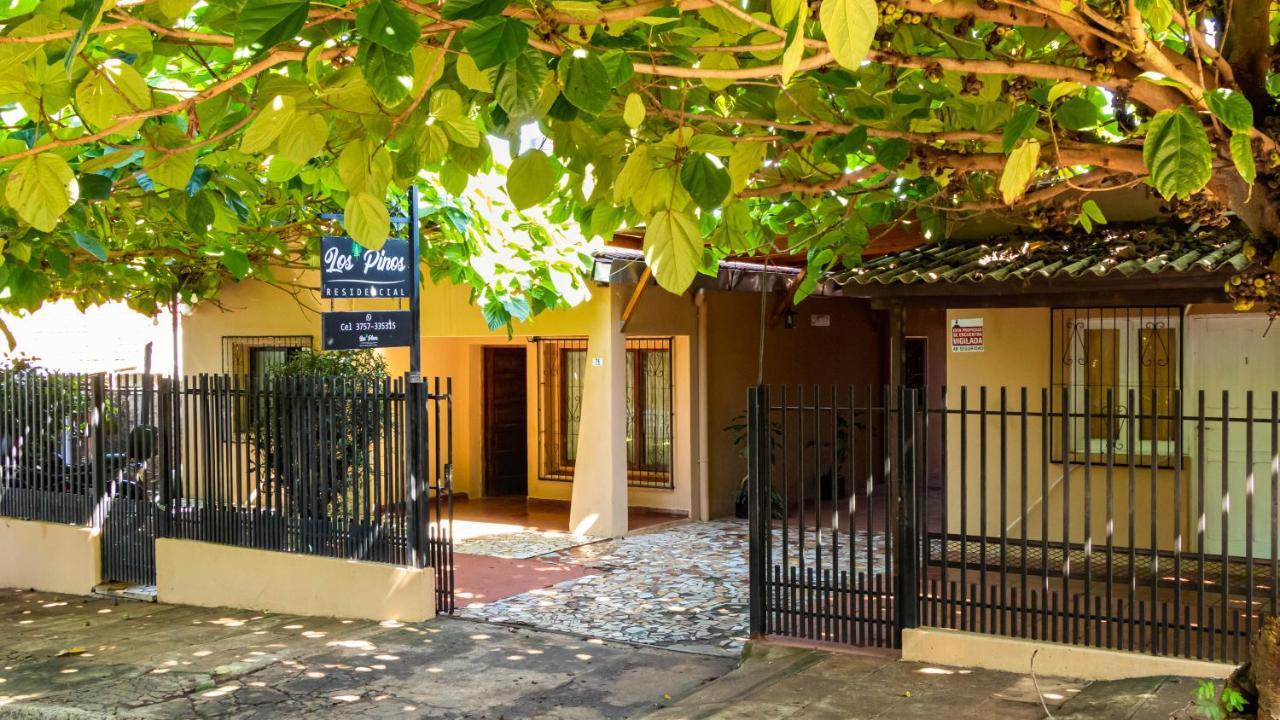 Residencial Los Pinos Puerto Iguazu Exterior photo